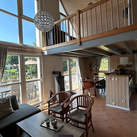 Ferienhaus Mit Wasserterrasse - Mit Sauna Und Kamin - Inklusive Nebenkosten Wendisch Rietz Exteriör bild