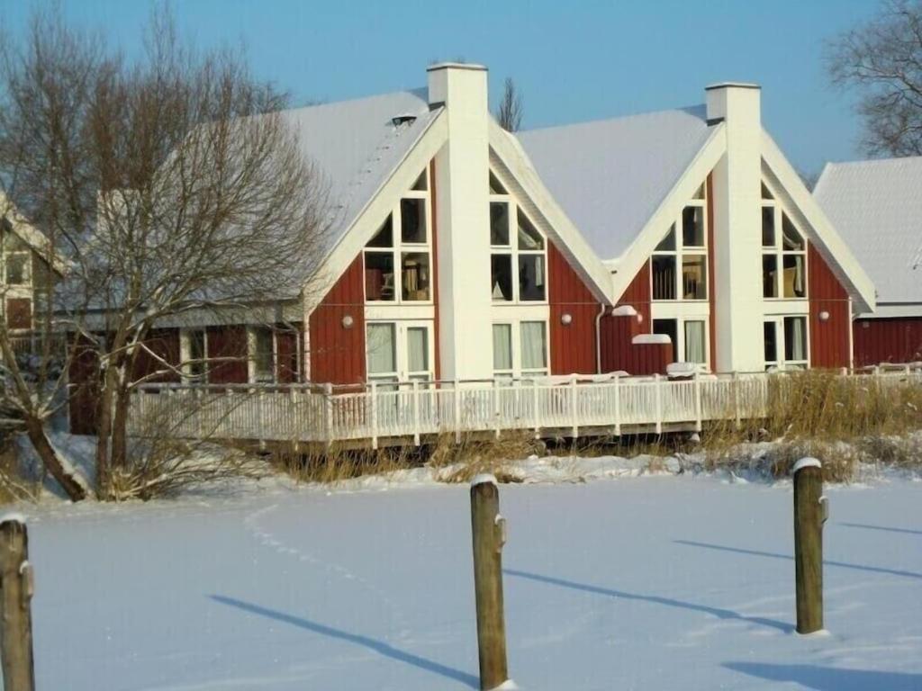 Ferienhaus Mit Wasserterrasse - Mit Sauna Und Kamin - Inklusive Nebenkosten Wendisch Rietz Exteriör bild