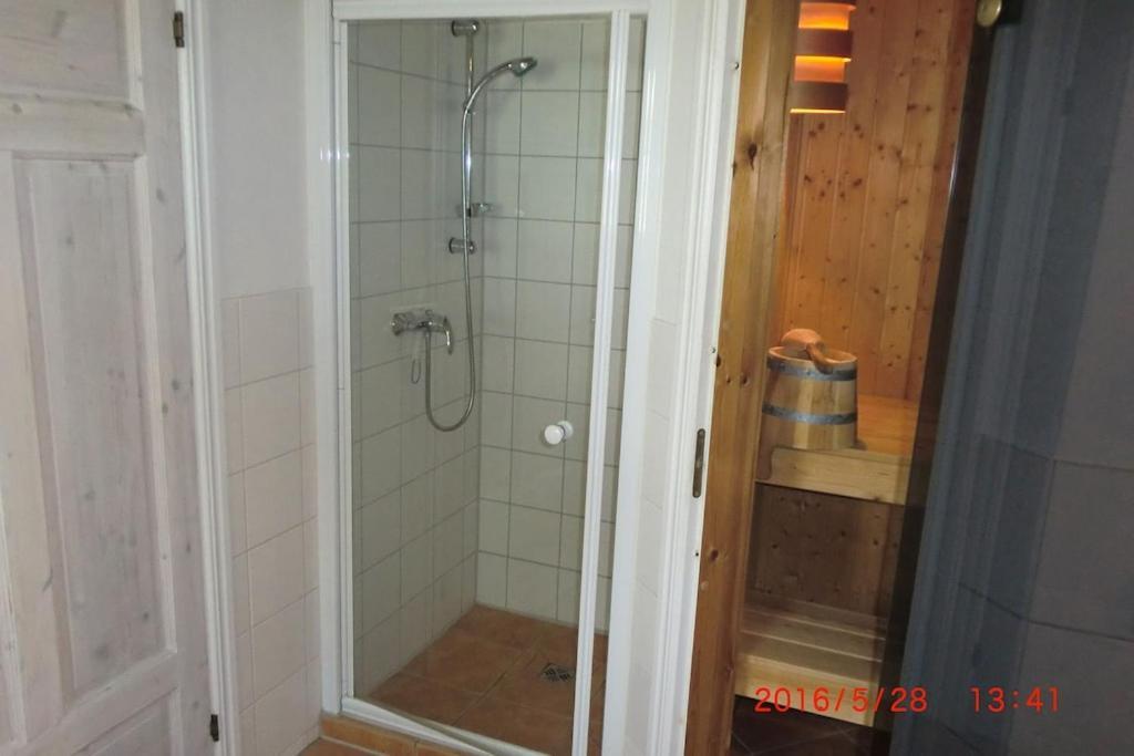 Ferienhaus Mit Wasserterrasse - Mit Sauna Und Kamin - Inklusive Nebenkosten Wendisch Rietz Exteriör bild